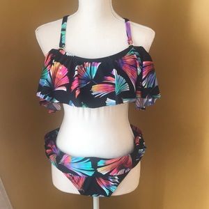 Bikini with ruffle off the shoulder top